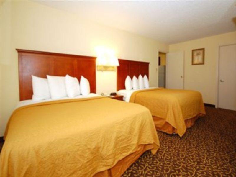 Quality Inn & Suites Лексингтон Номер фото